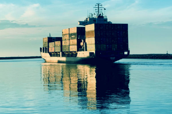 Climate change and trade risks